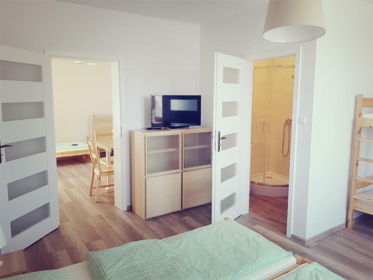 Vip Village Las Woda Rower - Podgrzewany Basen, Balia, Sauna Miedzierza Ngoại thất bức ảnh